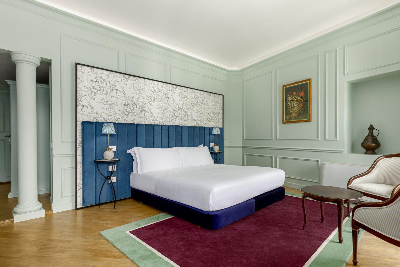 Room-Mate-Isabella-Room-27