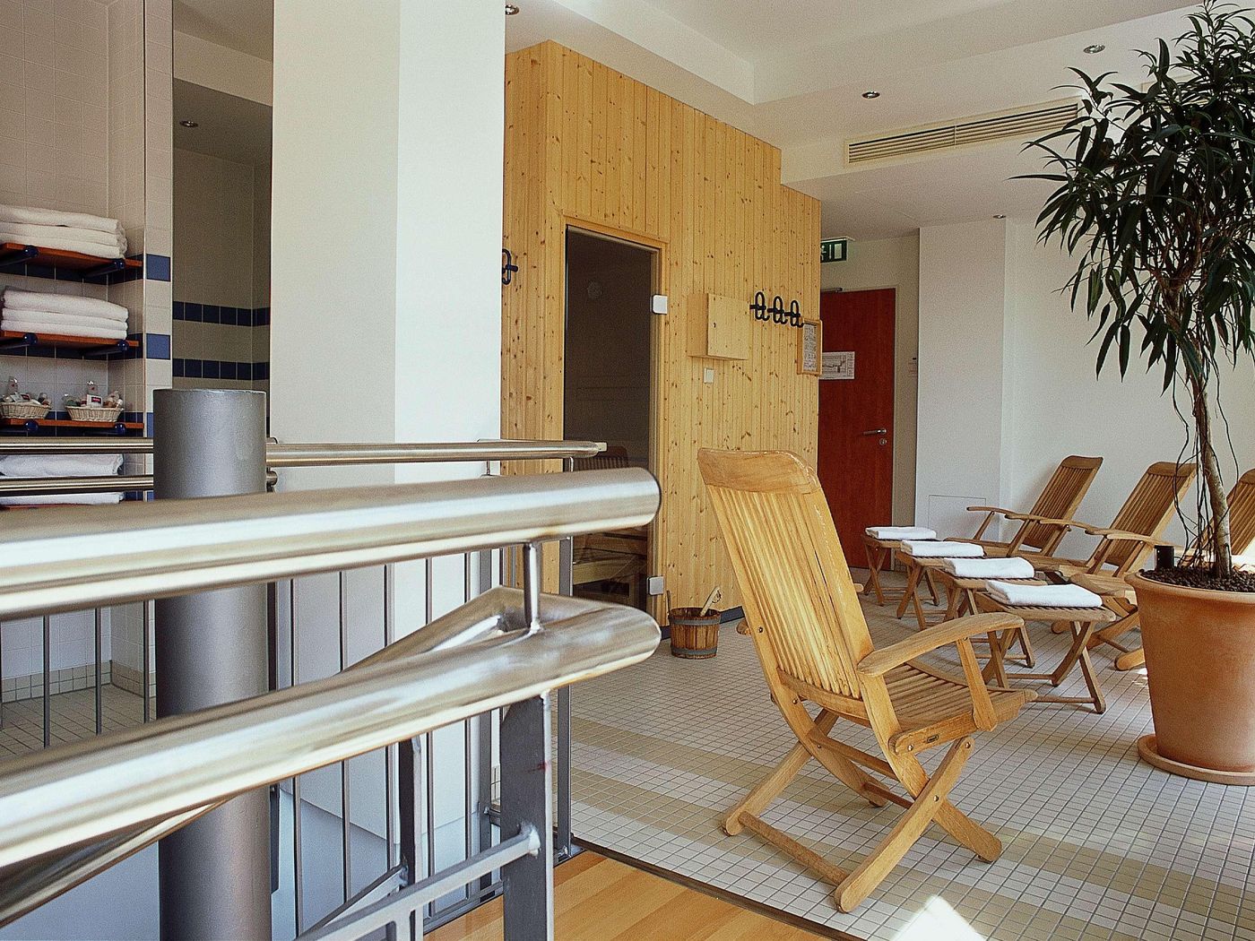 Mercure----Residenz-Berlin-Checkpoint-Charlie-Sports-and-Entertainment-6