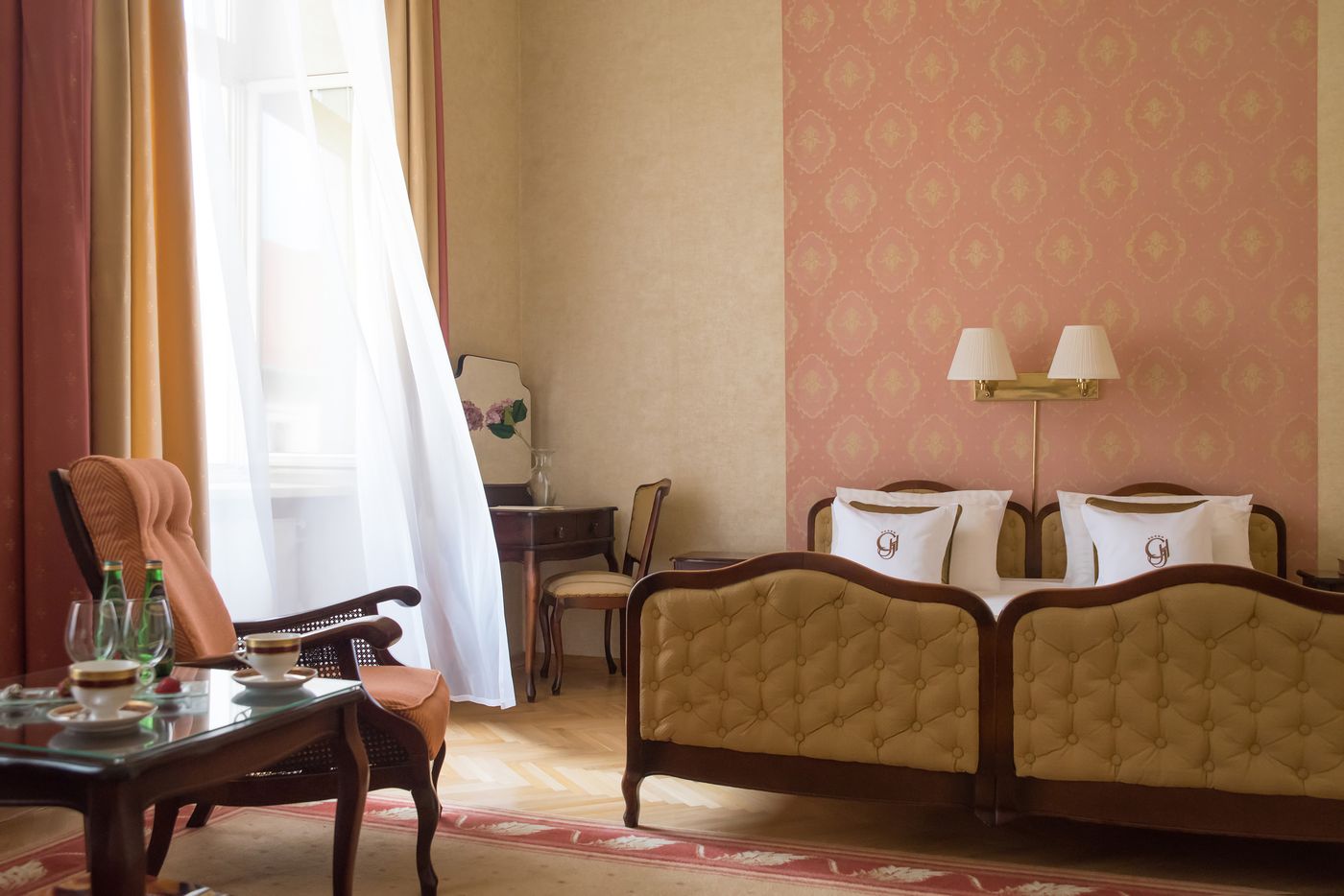 Grand-Krakow-Room-40