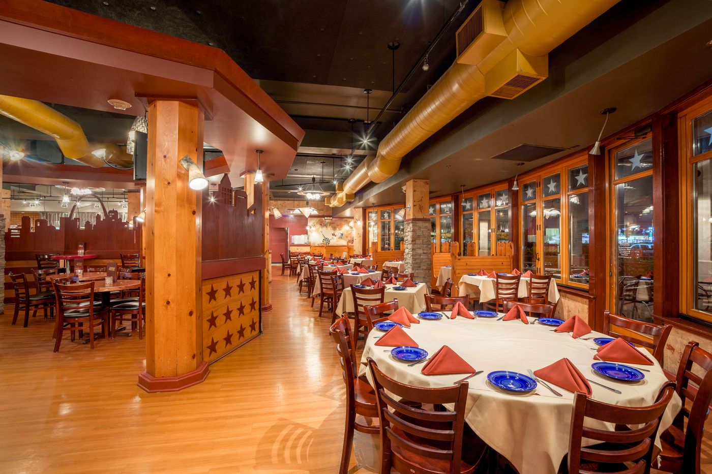 Knotts-Berry-Farm-Hotel-Restaurant-18