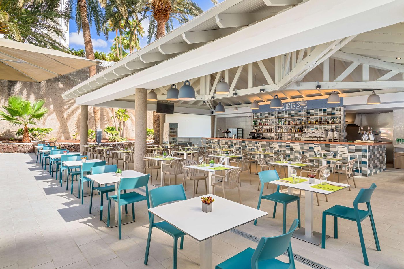 Barcelo-Margaritas-Bar-19