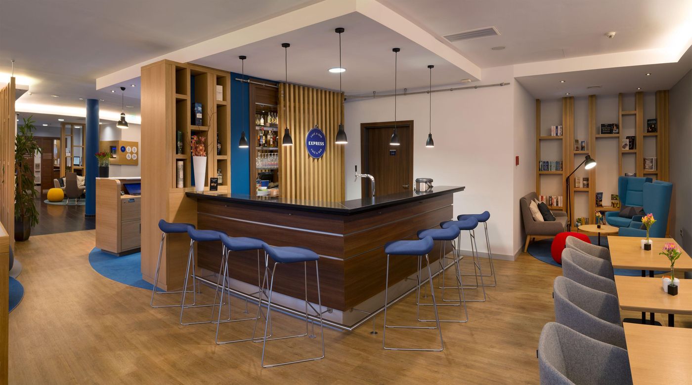 Premier Inn Stuttgart Airport/Messe-Germany-LEINFELDEN-EXHTERDINGEN-General view-1