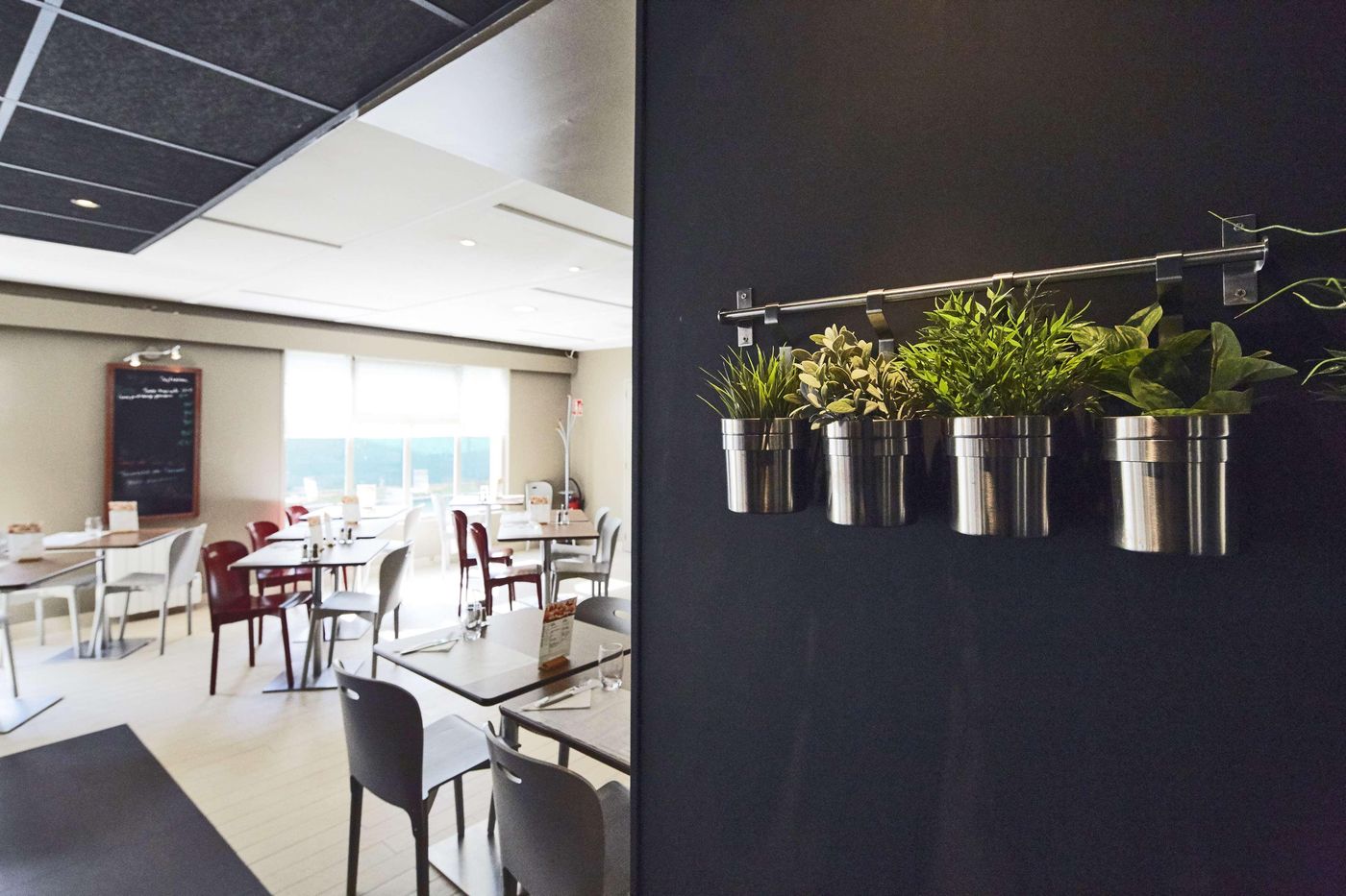 Kyriad-Sannois---Ermont-Restaurant-18