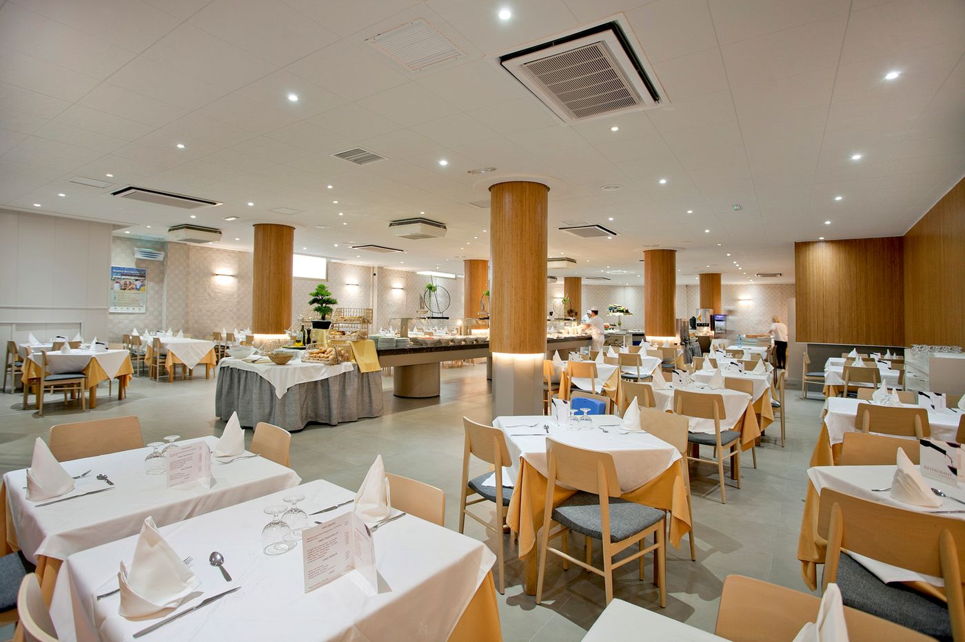 Port-Eugeni-Restaurant-11