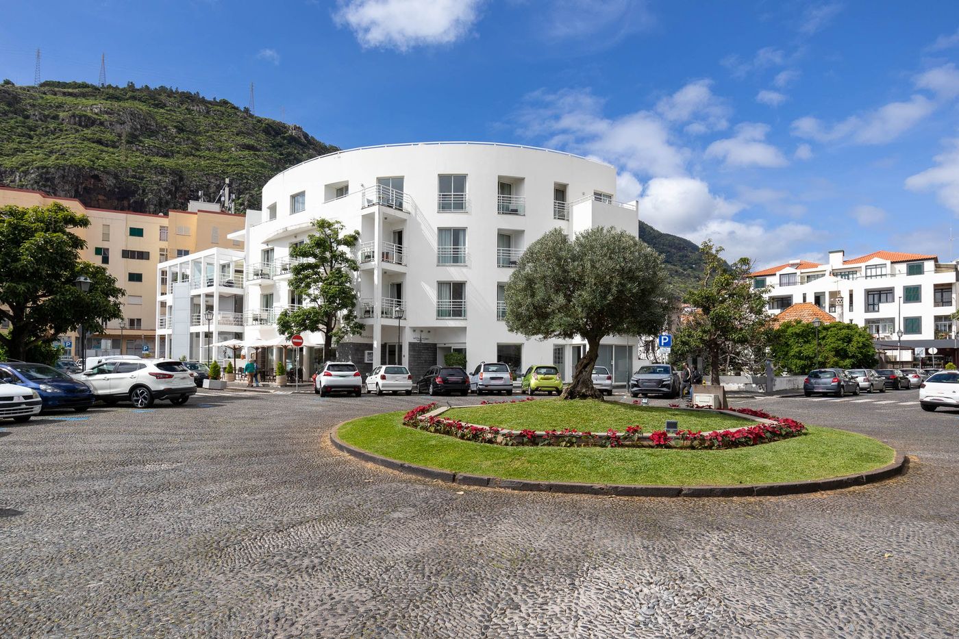 White-Waters-General-view-1