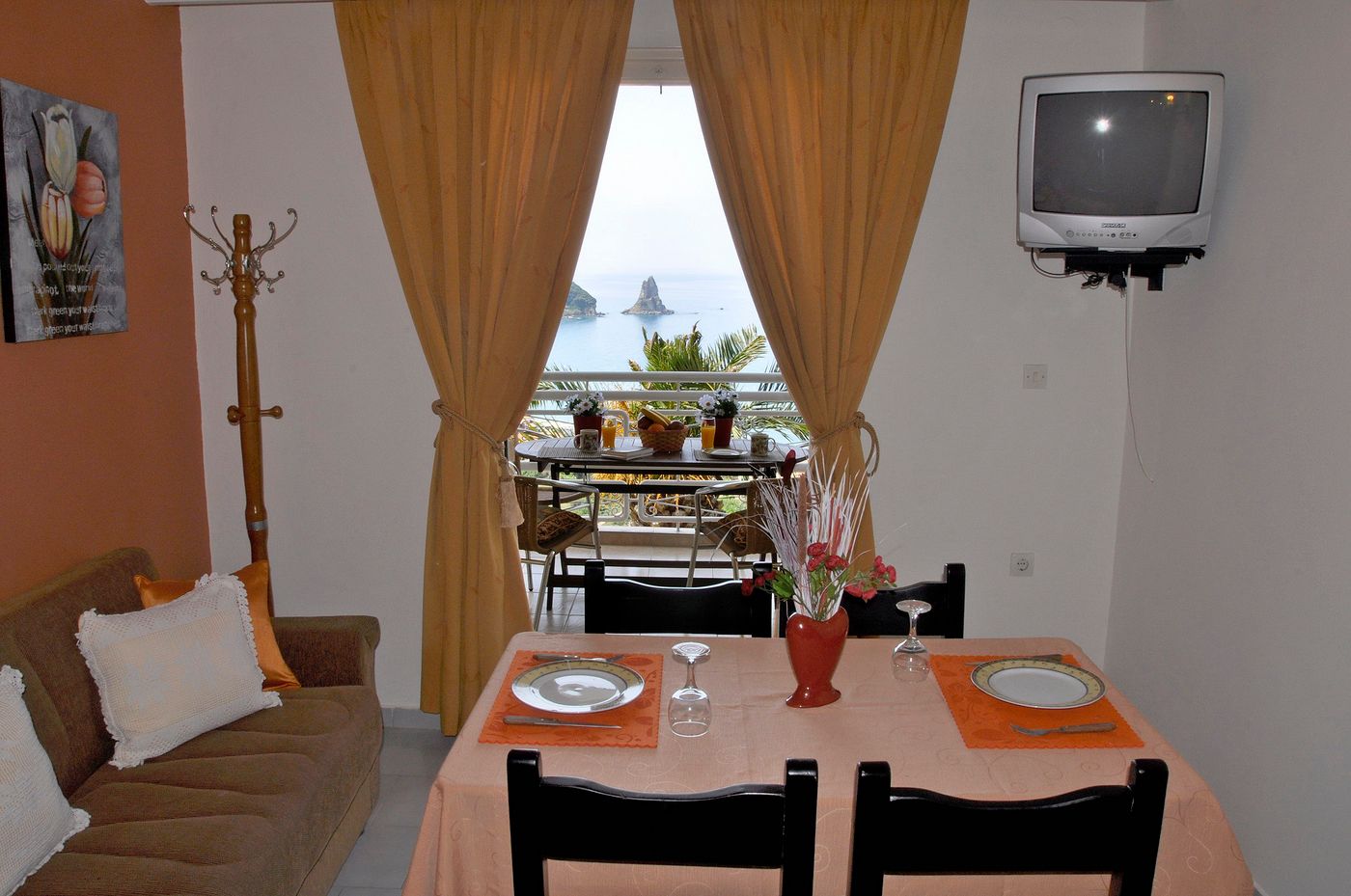 Mazis-Apartments-Room-39