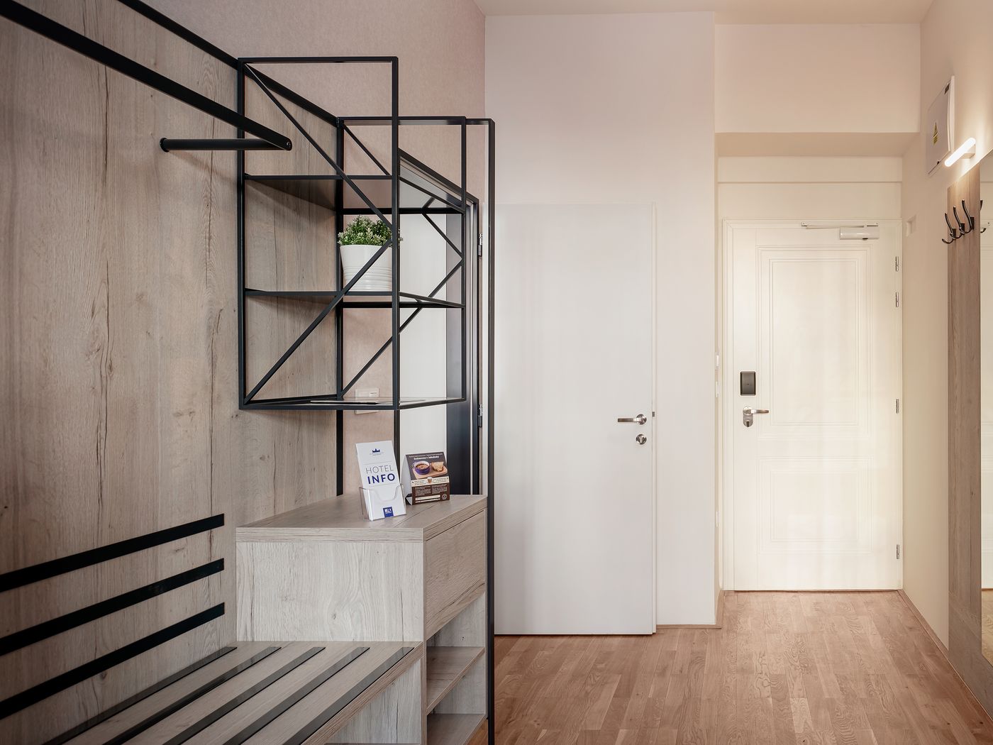 EA-ApartHotel-Melantrich-Room-20