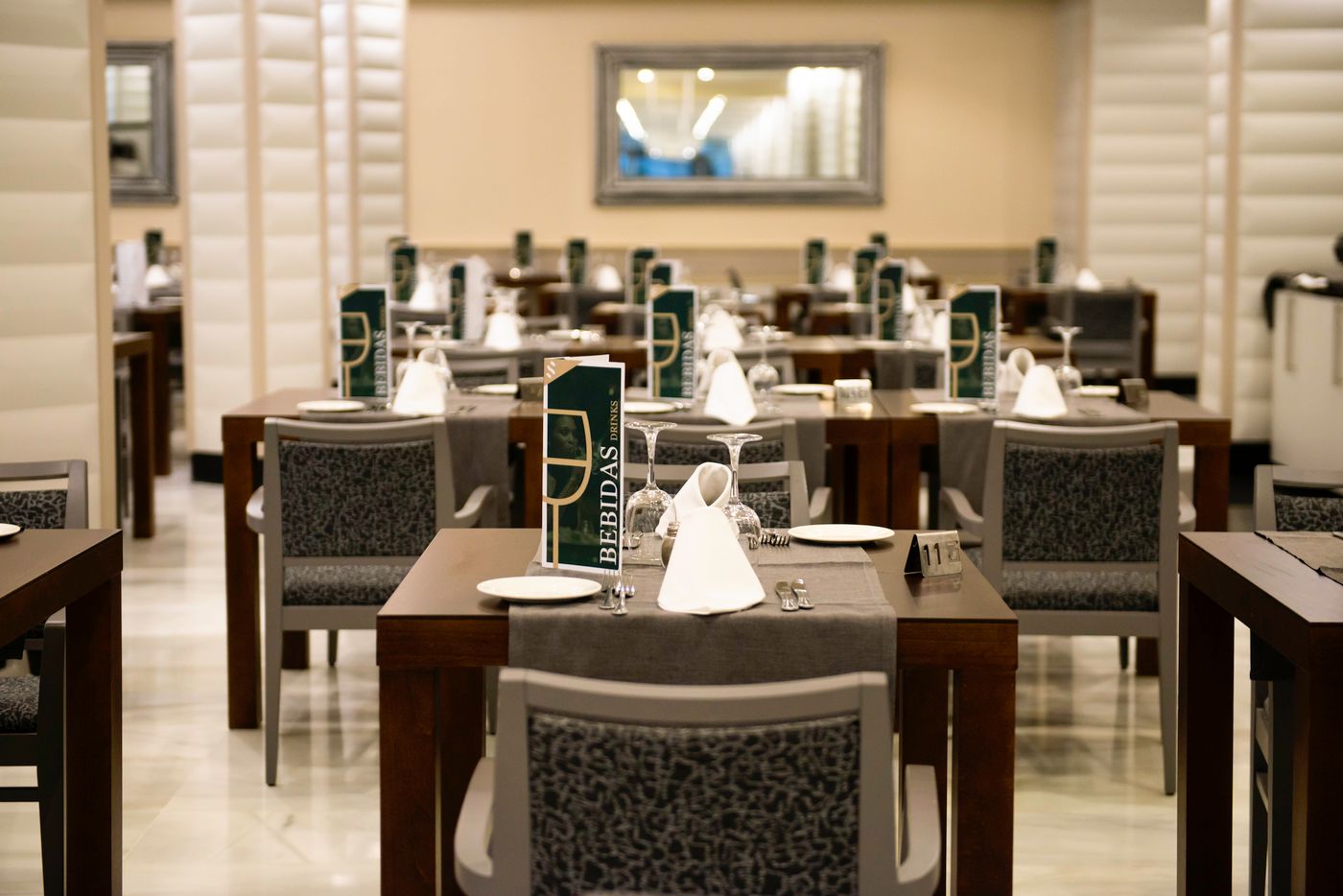 Spring-Hotel-Vulcano-Restaurant-31