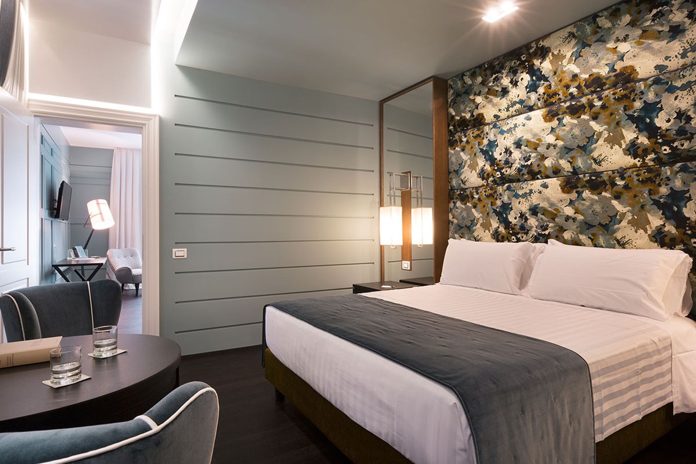 Stendhal Luxury Suites