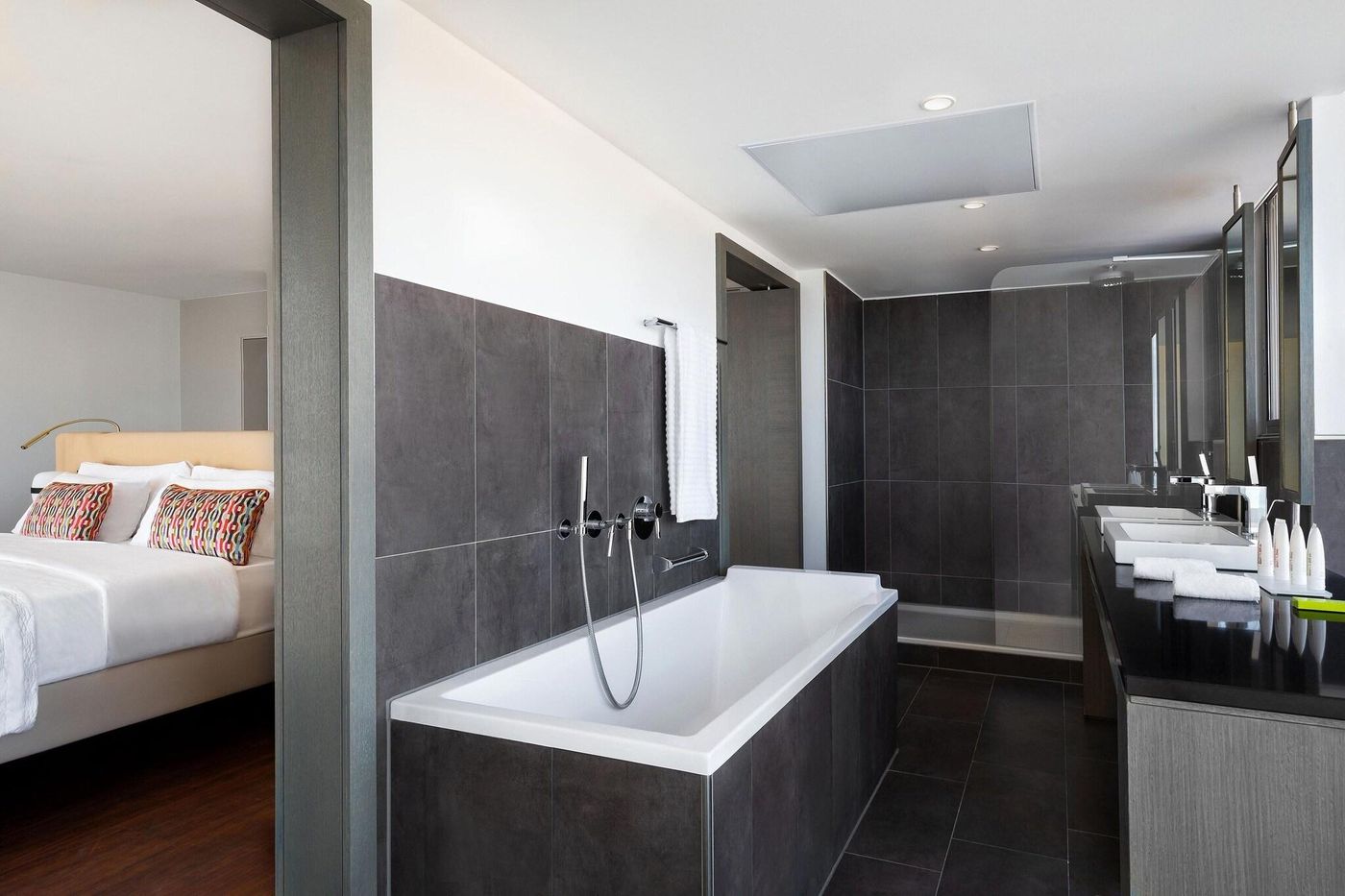 Le-Meridien-Nice-Room-44