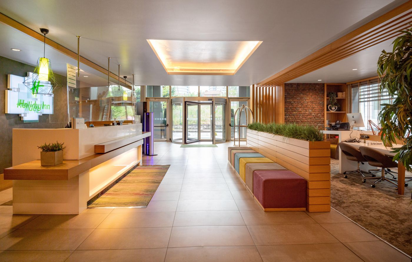 Holiday-Inn-Istanbul-Kadikoy-General-view-17