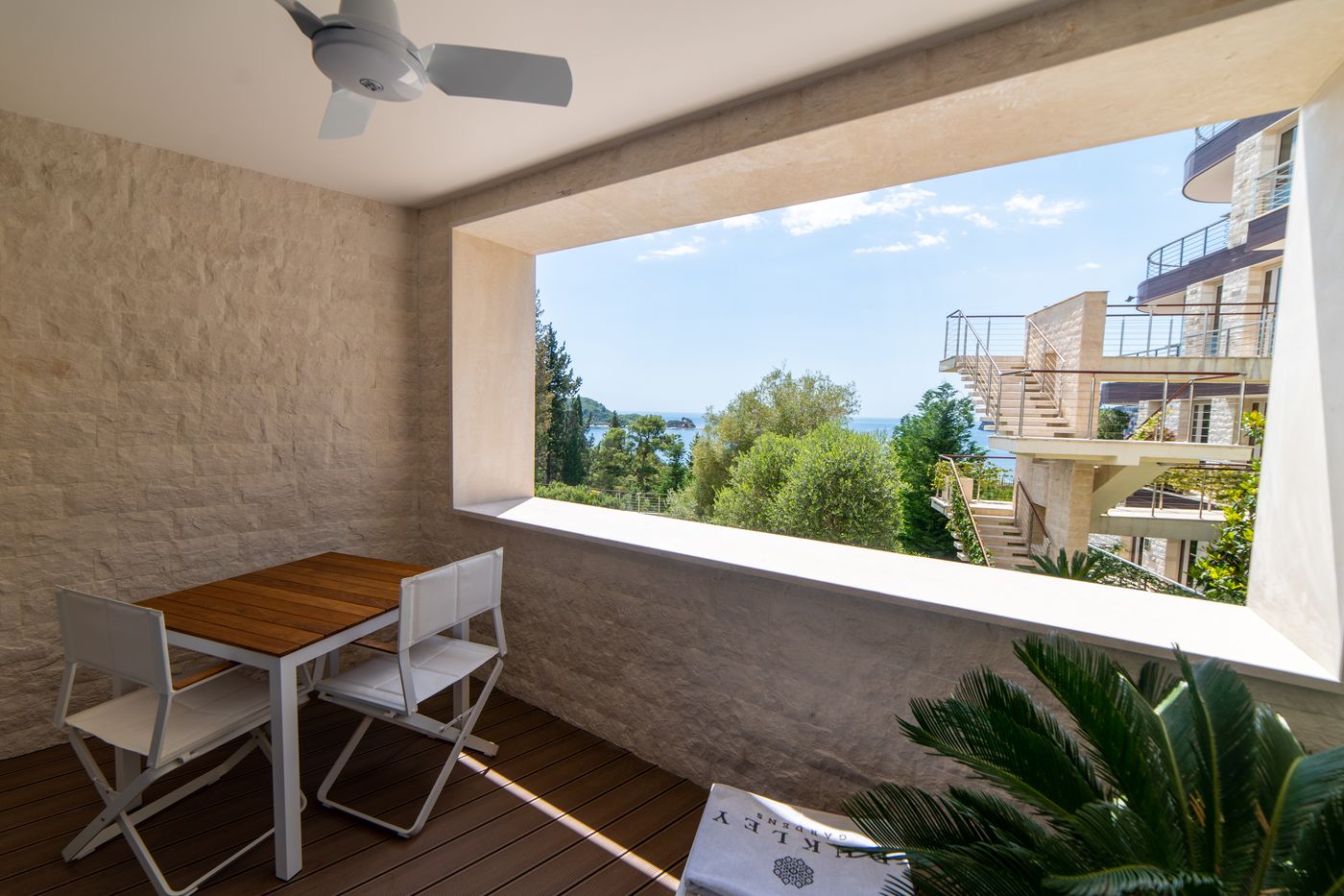 Dukley-Hotel---Resort-Room-112