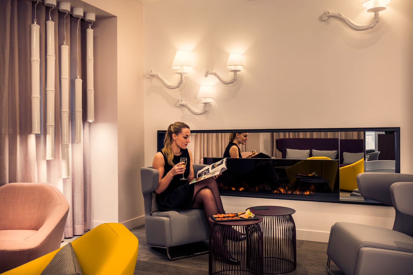 Mercure-Paris-Montmartre-Sacre-Coeur-Bar-19