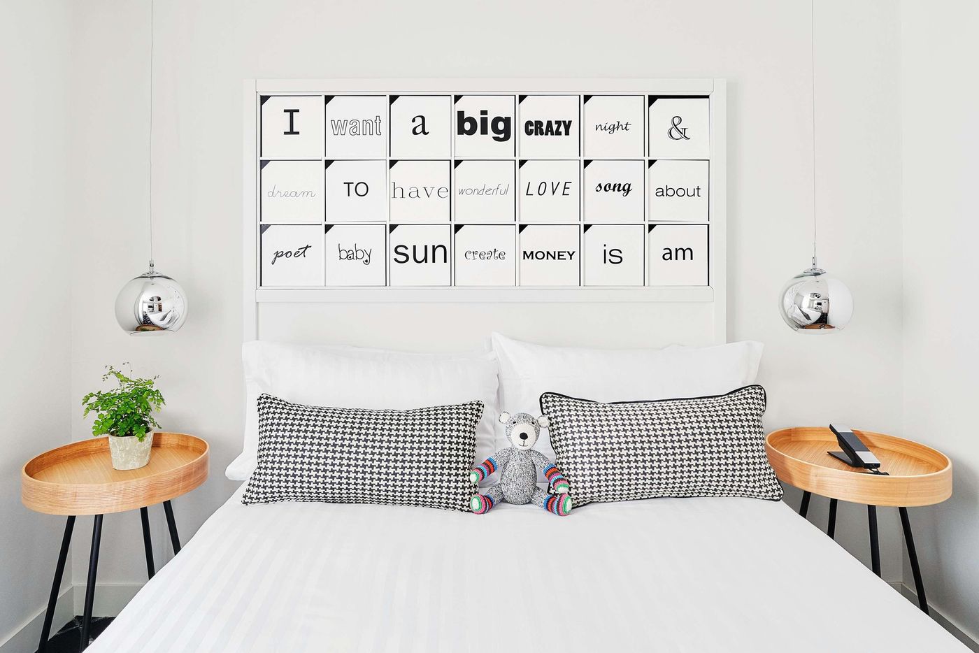 Joke Astotel - France - PARIS - Room - 4