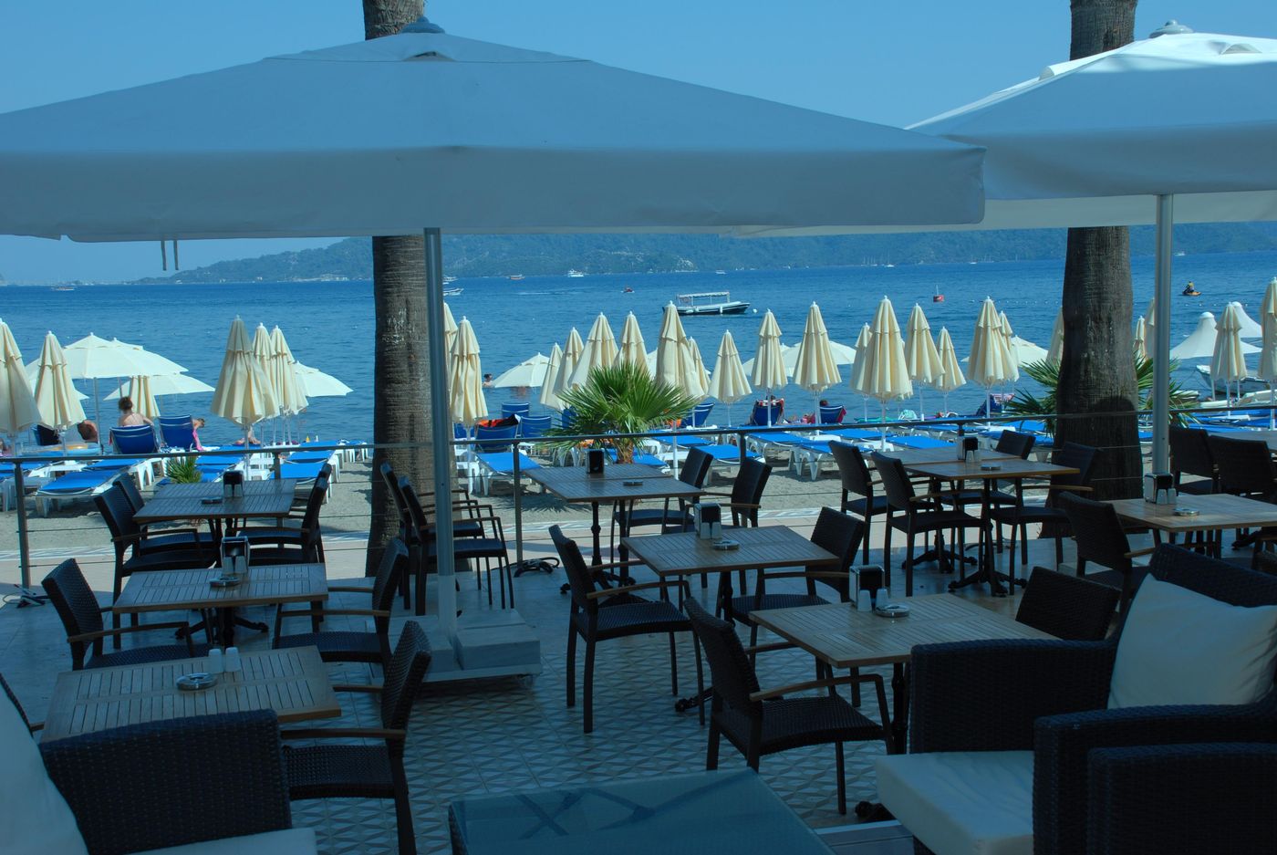 Begonville-Beach-Hotel-Restaurant-21