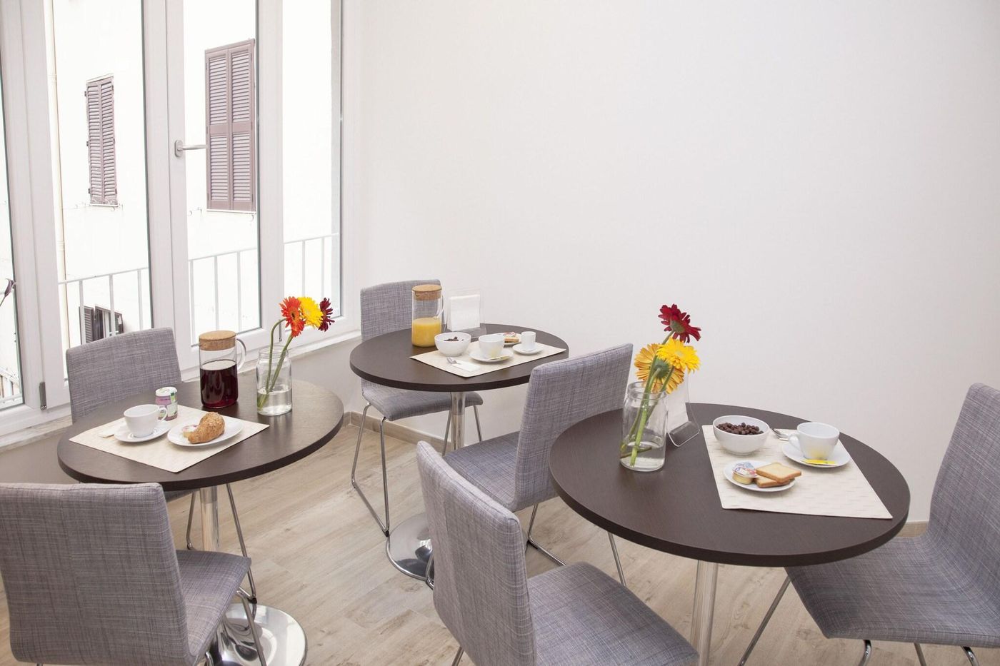 Maison-Maneli-Luxury-B-B-Restaurant-8