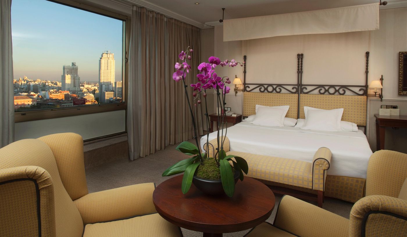 Courtyard-Madrid-Princesa-Room-11