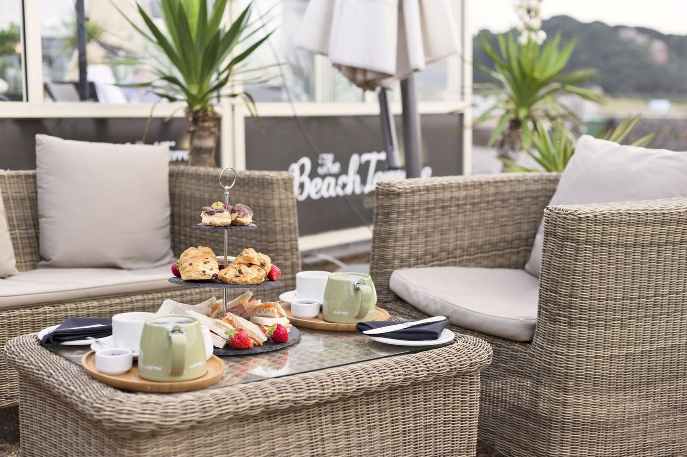 Cobo-Bay-Hotel-Restaurant-27