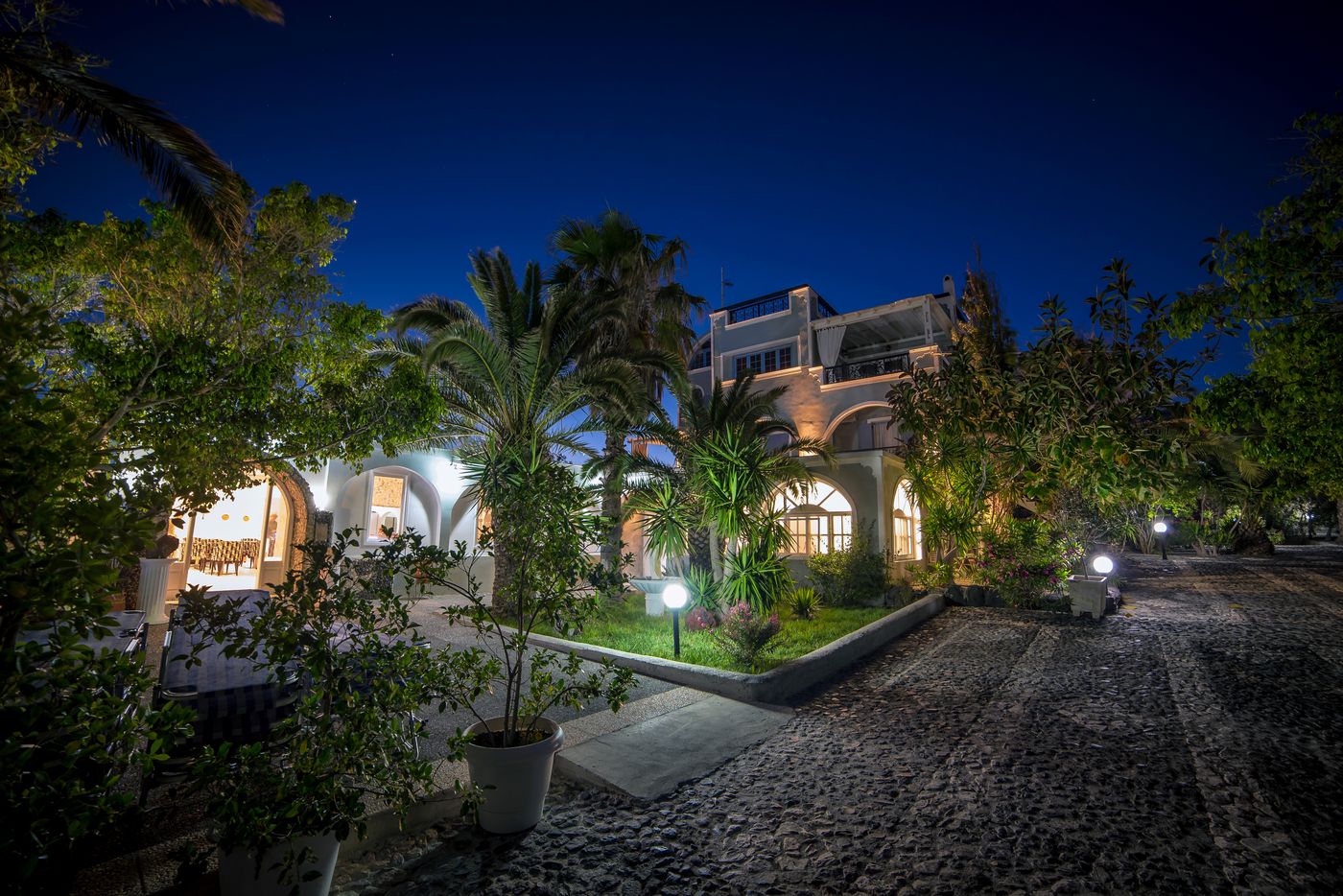 Villa-Olympia-Pool-14