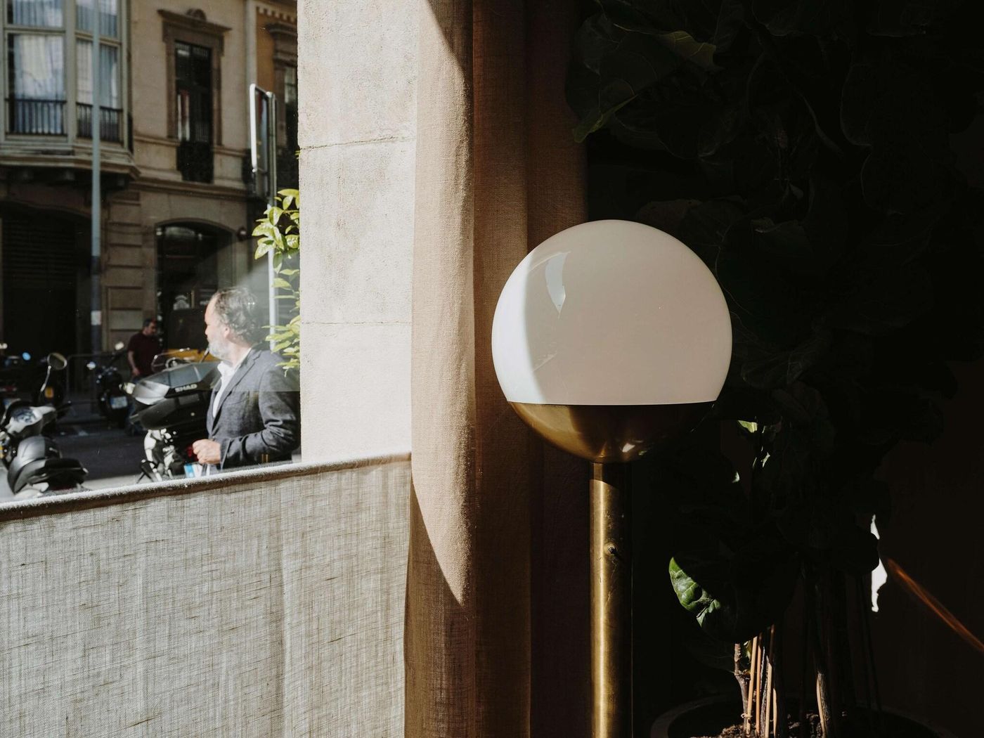 Regina-Spain-BARCELONA-Lobby-10