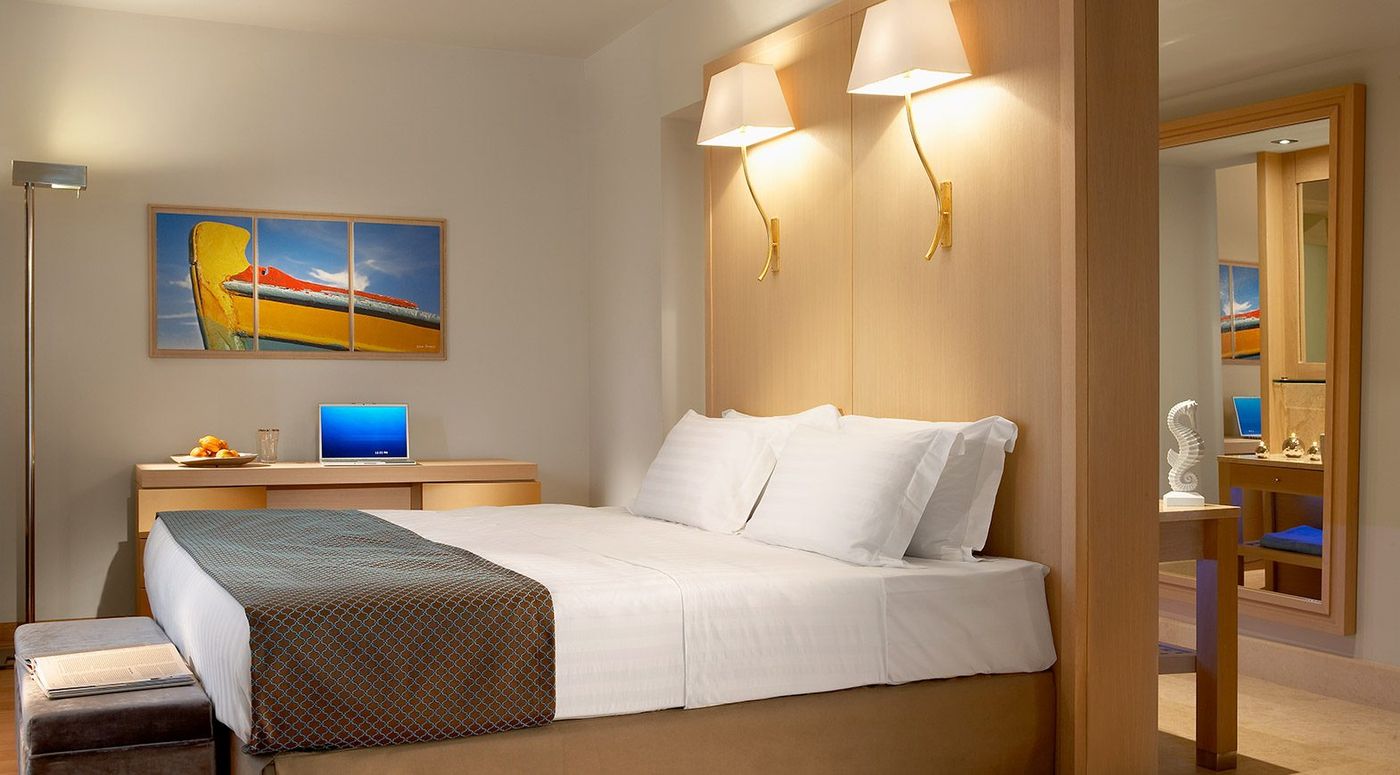 Daios-Cove-Resort---Luxury-Villas-Room-39