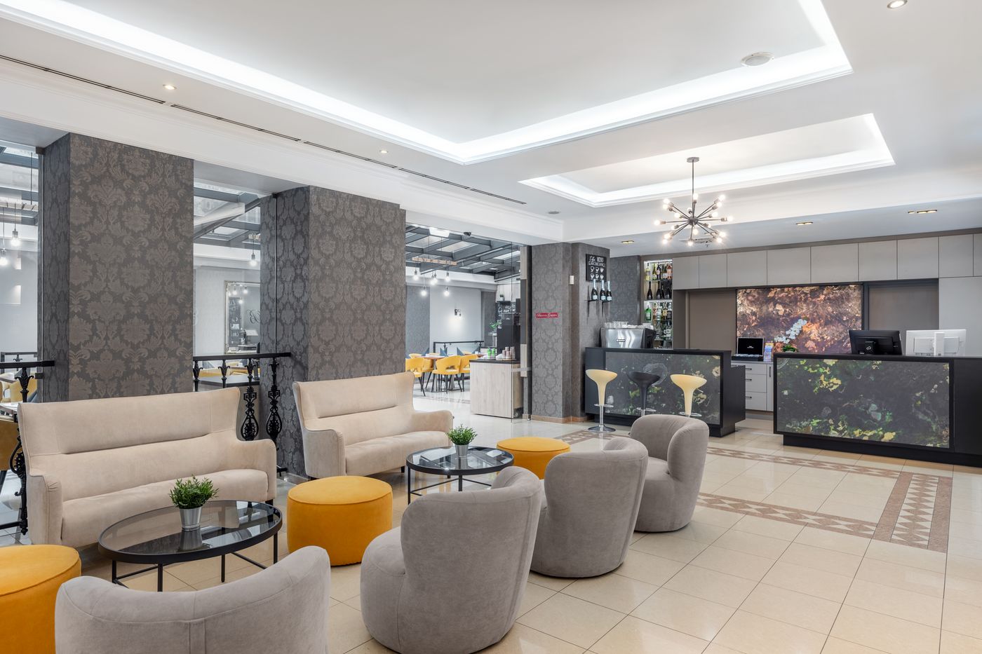 Hotel-Bristol-Budapest-Lobby-4