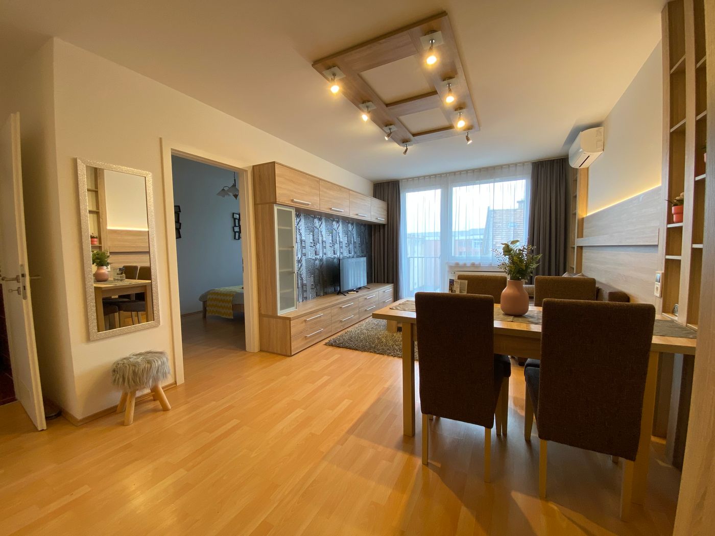 Keleti Aparthotel-Hungary-Budapest-Room-6