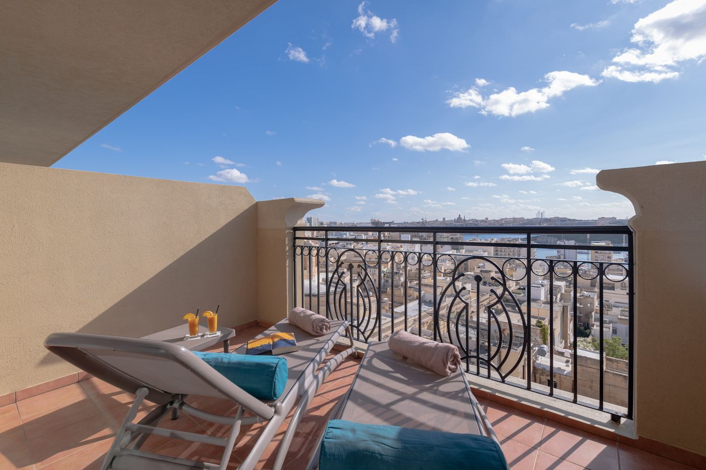 The-Palace-Hotel-Room-76