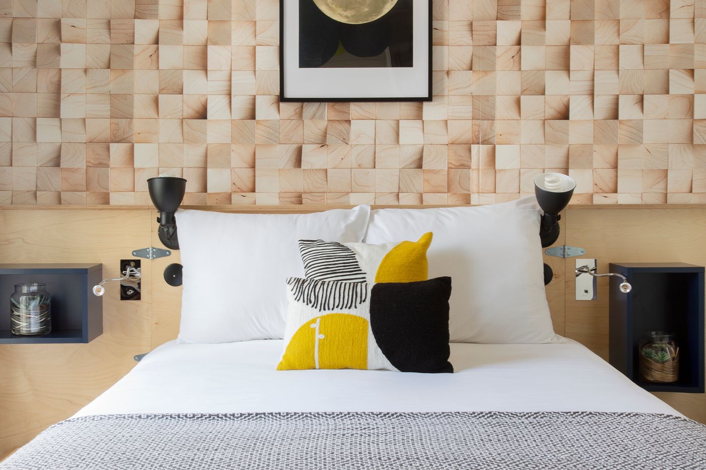 Hotel-Bootcamp-Room-4