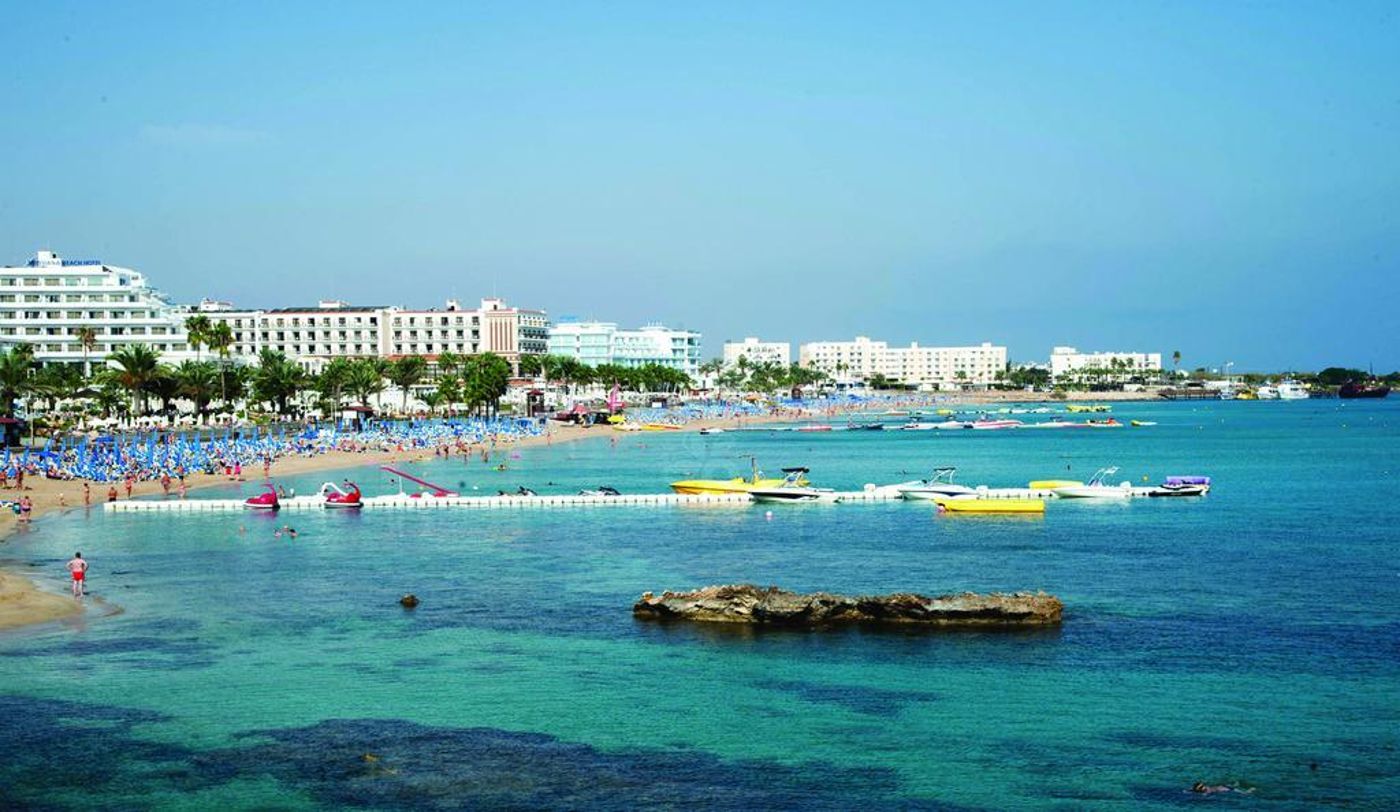 Silver-Sands-Beach-Hotel-Beach-39