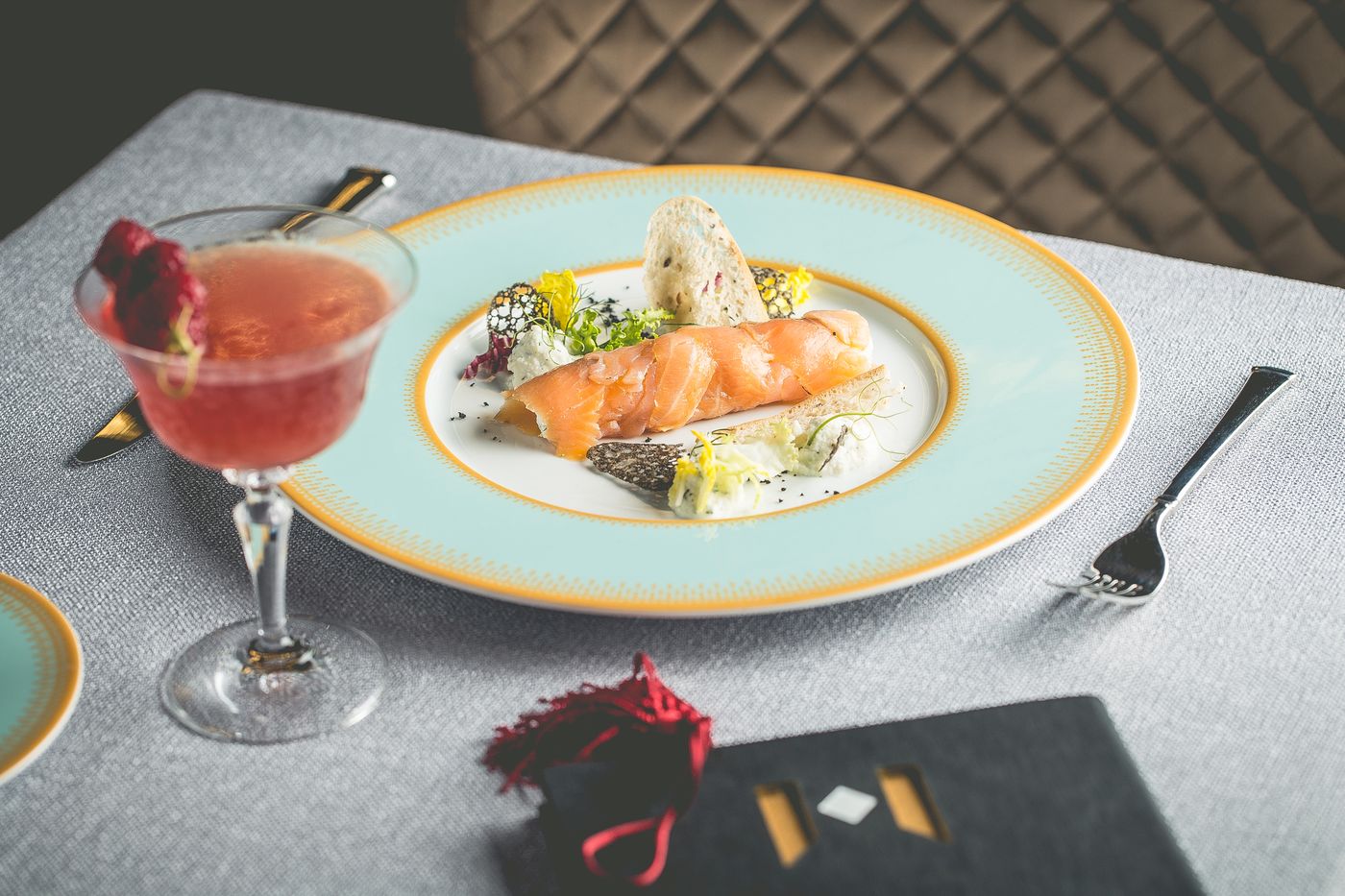 Mystery-Hotel-Budapest-Restaurant-60