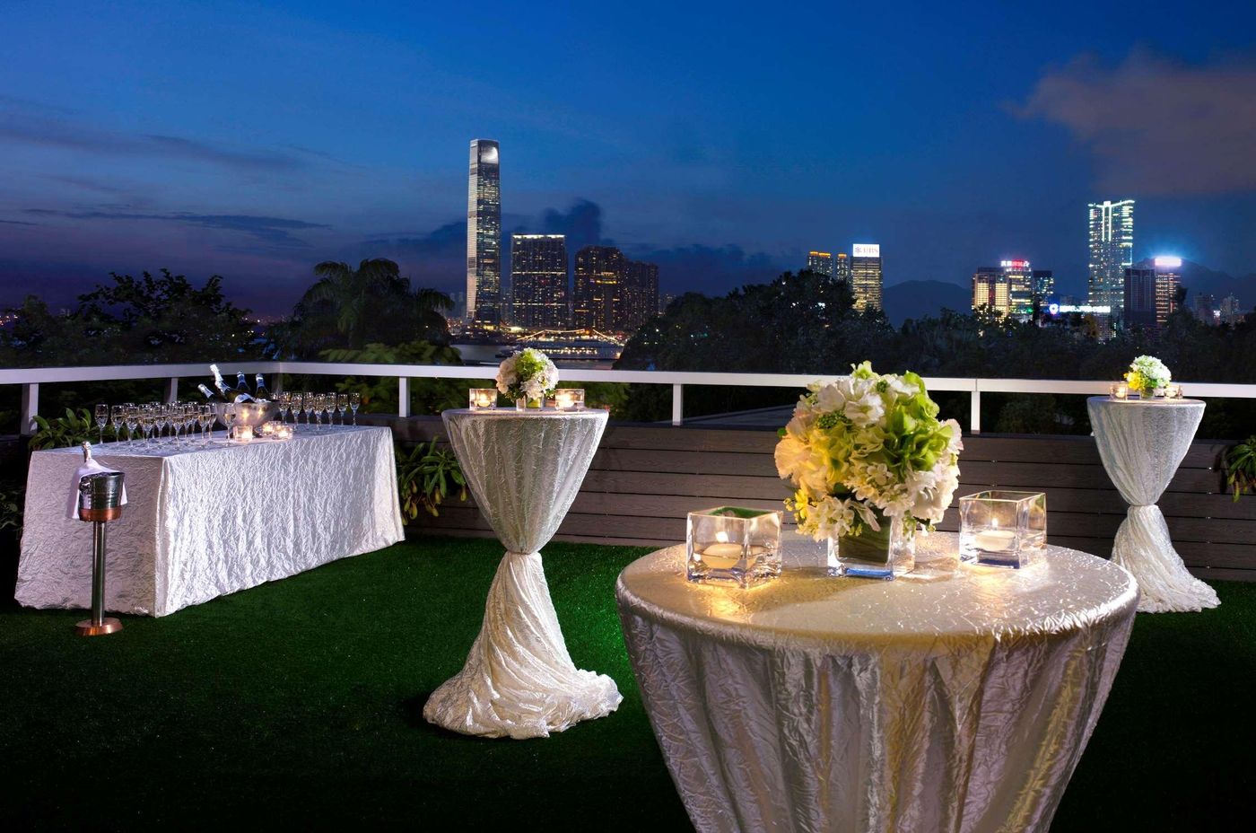 The-Harbourview-Hong-Kong-Lobby-24