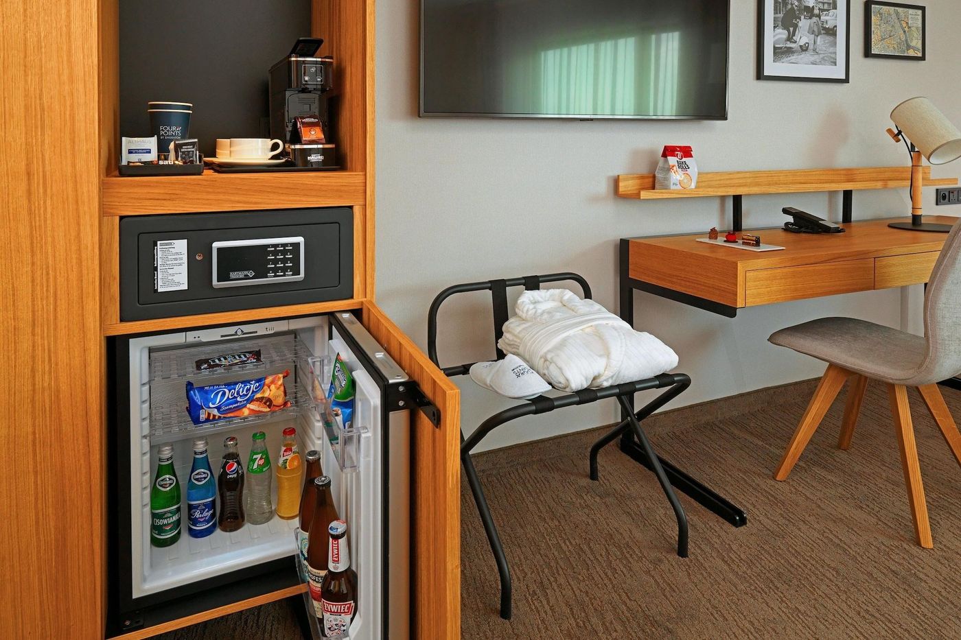 Four-Points-By-Sheraton-Warsaw-Mokotow-Room-12