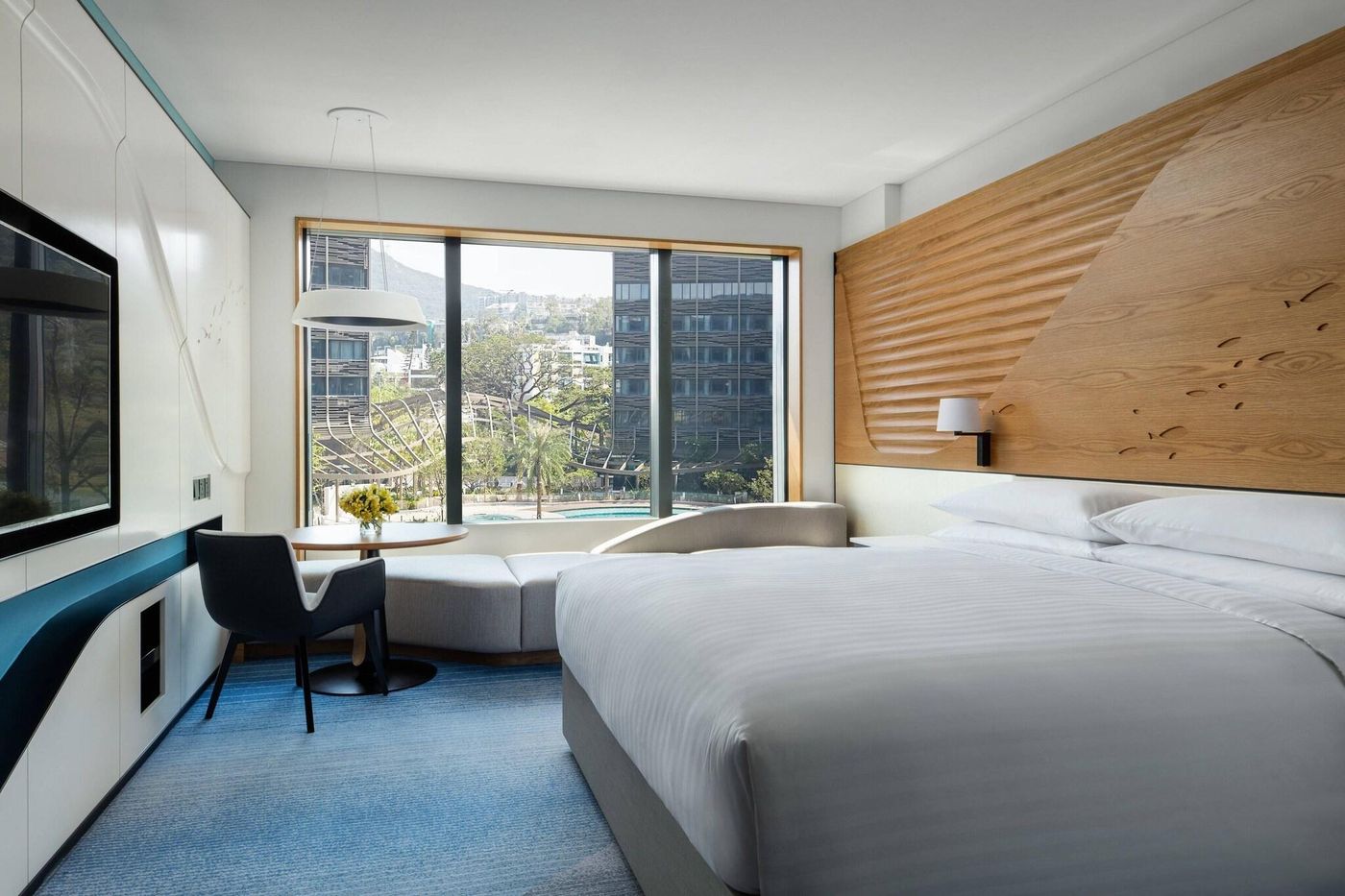Hong-Kong-Ocean-Park-Marriott-Hotel-Room-24