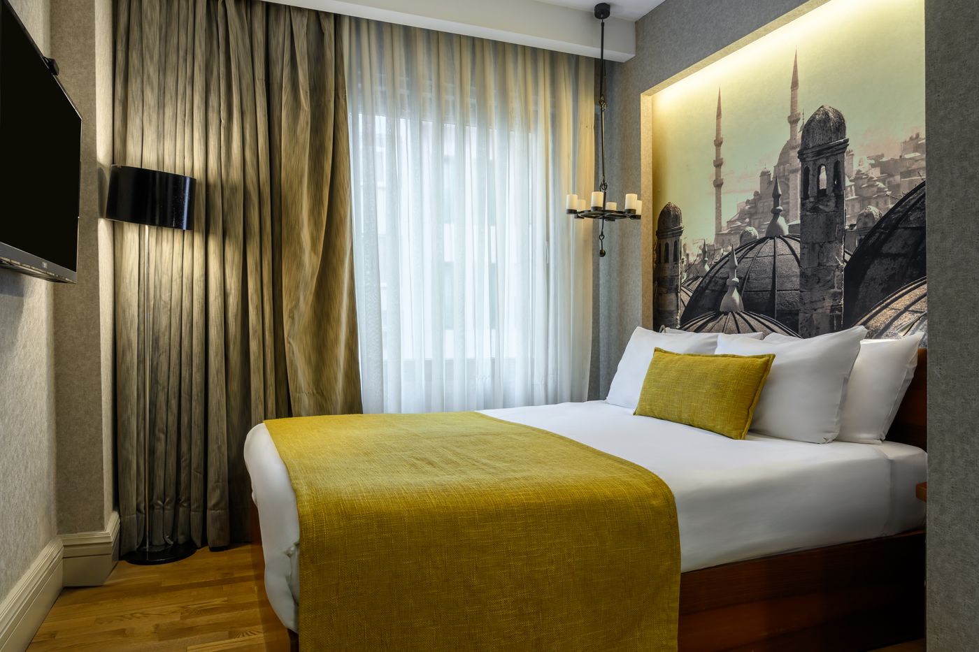 Ramada-Istanbul-Grand-Bazaar-Room-24
