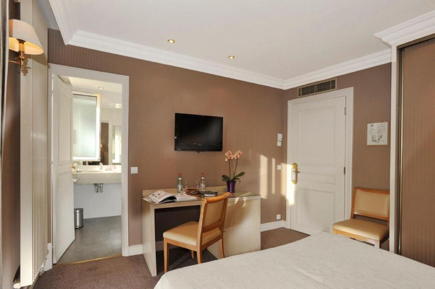 Hotel-Le-Littre-Room-39