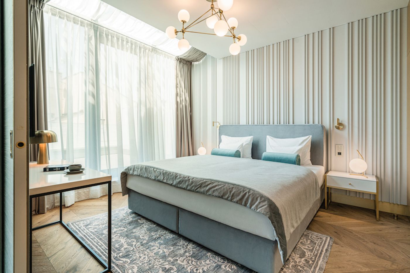 Ferreus-Modern-Art-Deco-Room-22