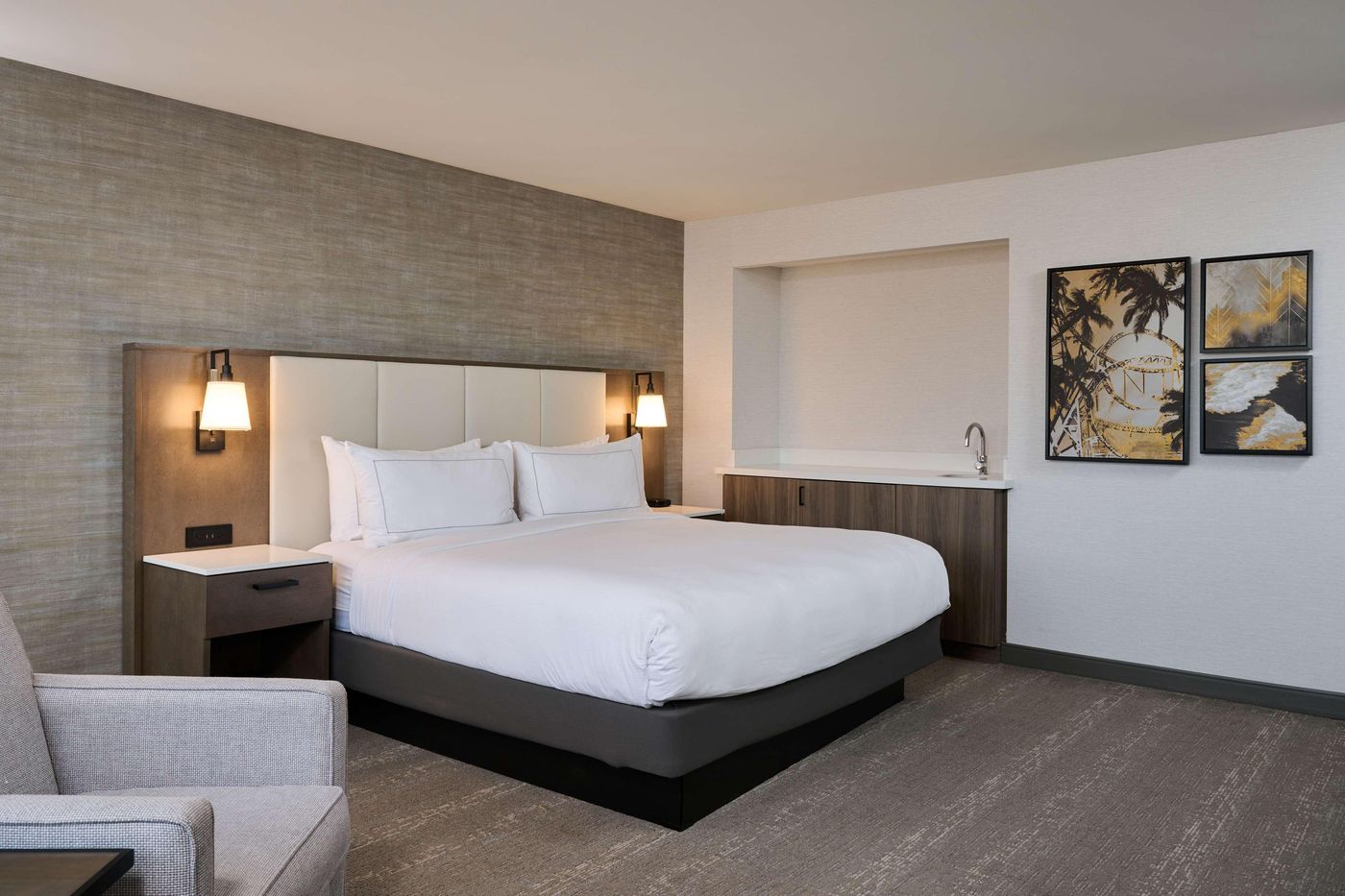 Doubletree-by-Hilton-Buena-Park-Room-23