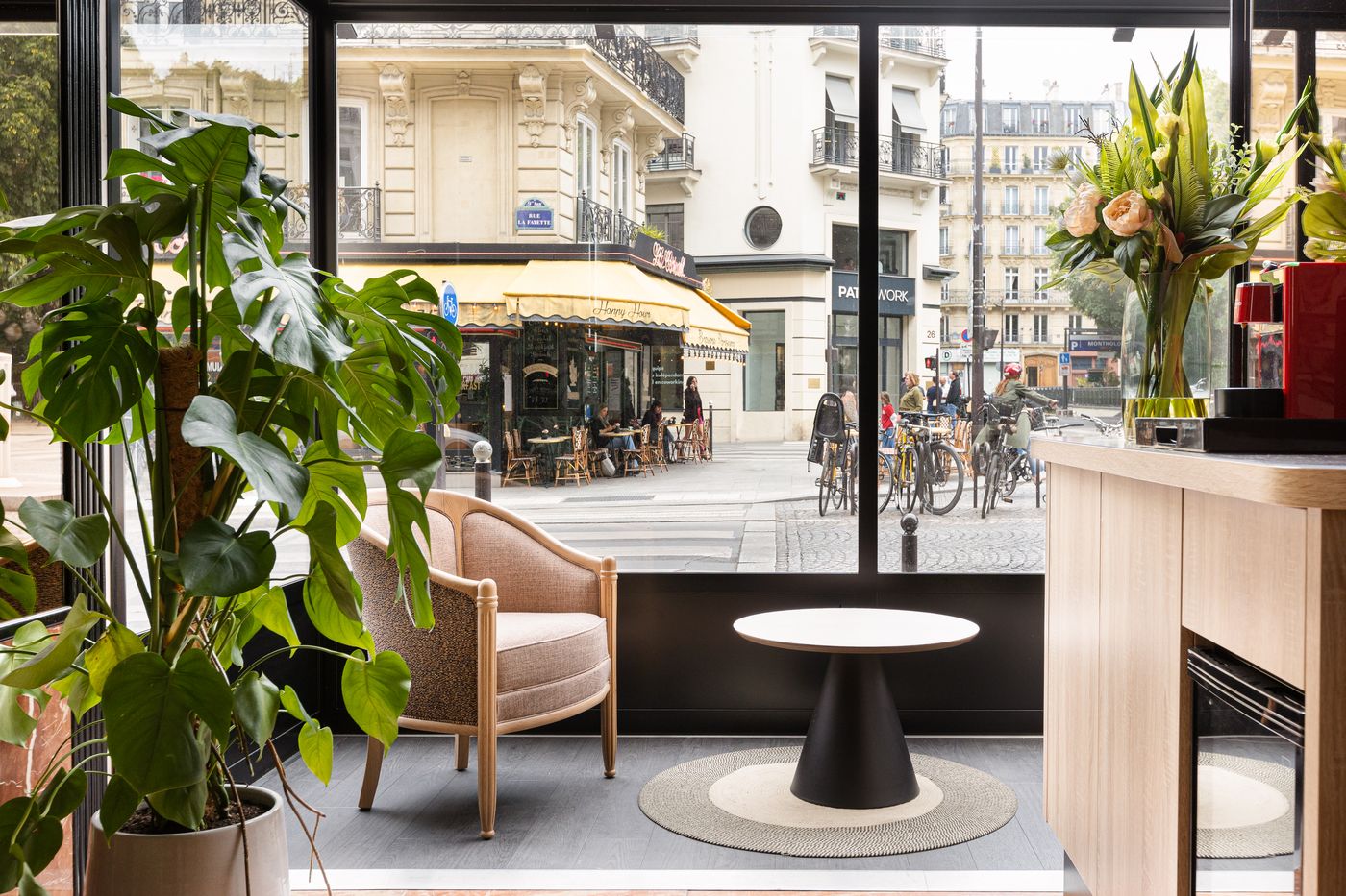 Opera-Lafayette-Lobby-12