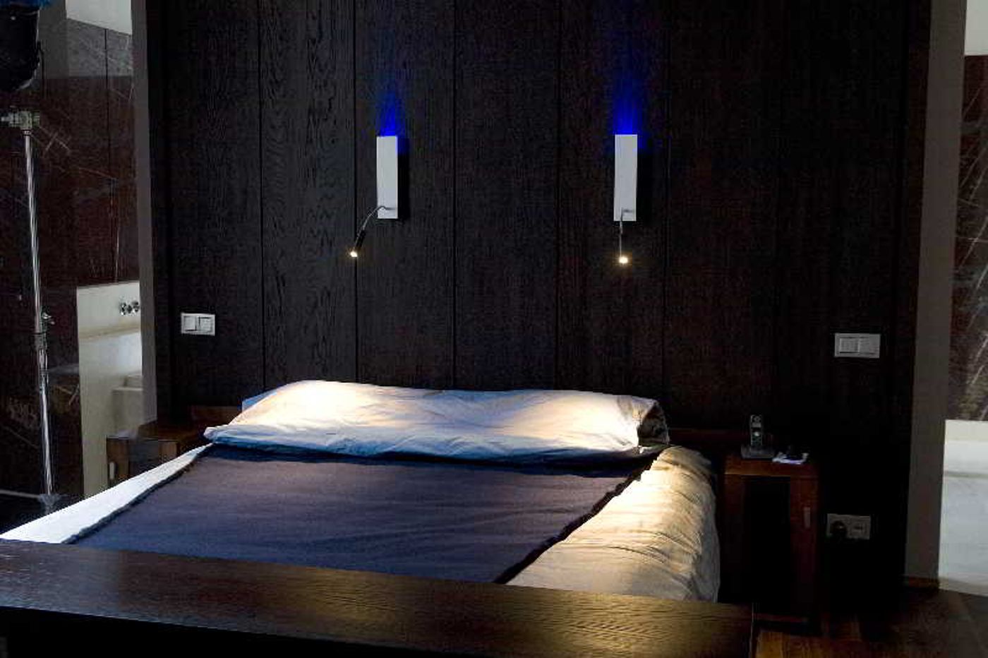 Monopol Wroclaw-Poland-WROCLAW-Room-4