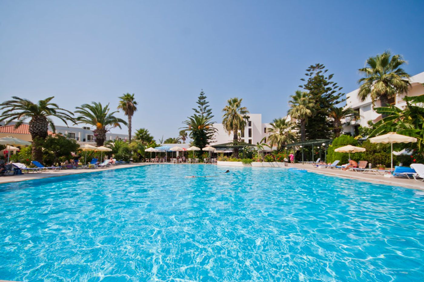 Tigaki Beach Hotel
