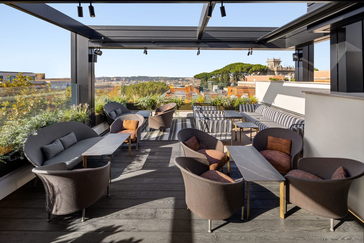 Ambasciatori-Palace-Hotel-Terrace-57