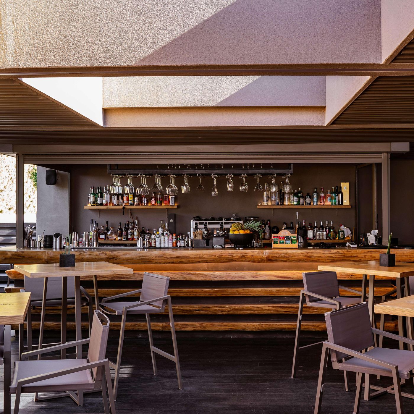 Nema-Design-Hotel---Spa--Adults-Only-Bar-65