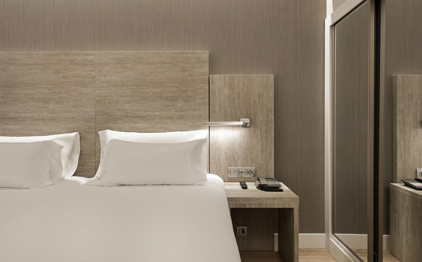 NH-Madrid-Chamberi-Room-25