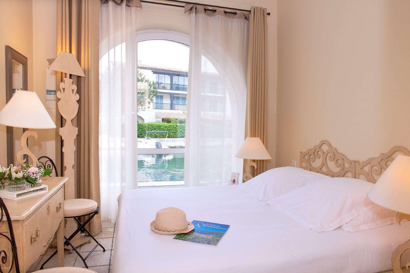 Le-Suffren-Hotel-Room-35