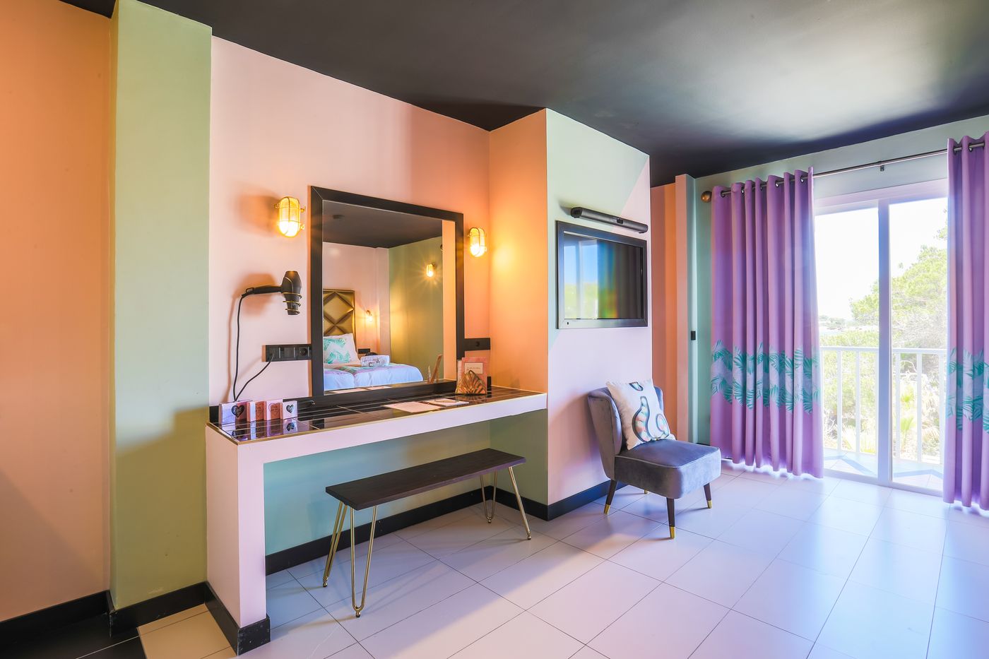 Wi-Ki-Woo-Hotel-Ibiza---Adults-Only-Room-38