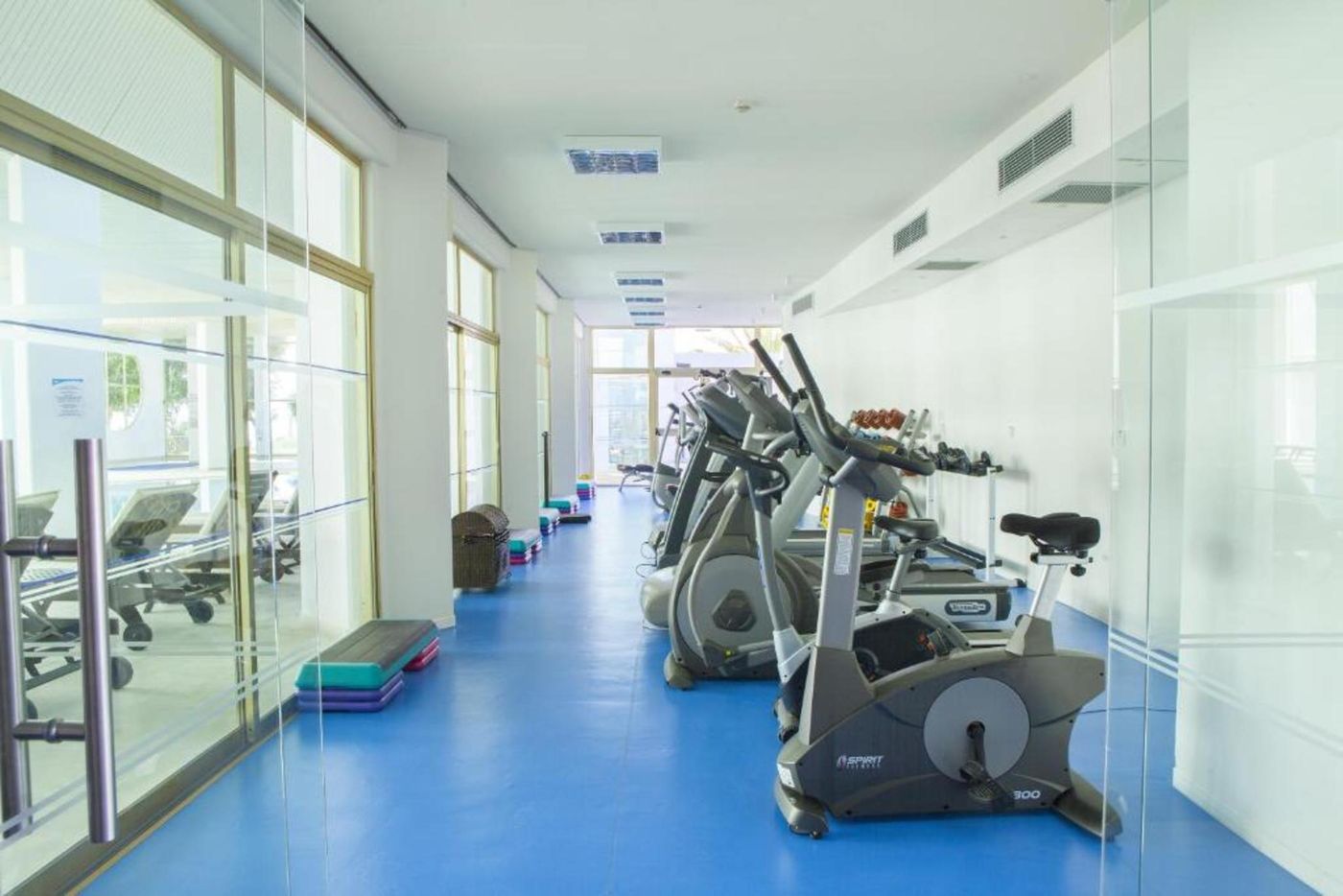 Louis-Imperial-Beach-Sports-and-Entertainment-59