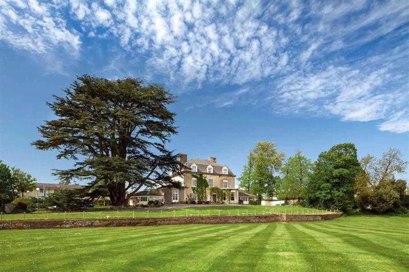 Mercure Bristol North the Grange Hotel-United Kingdom-BRISTOL-General view-1