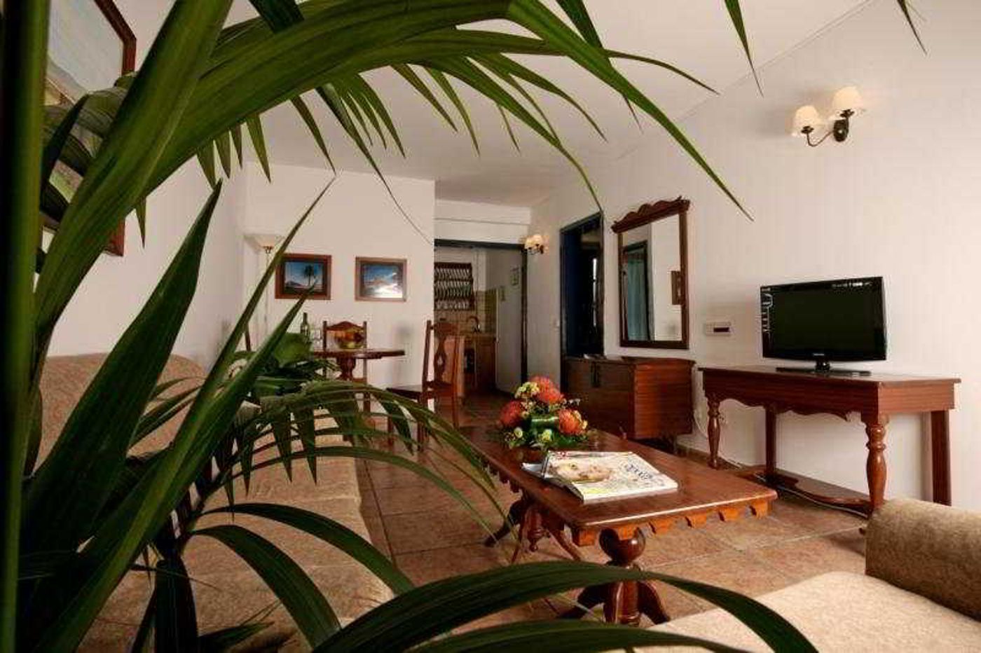 Nazaret-Mansion-Room-36