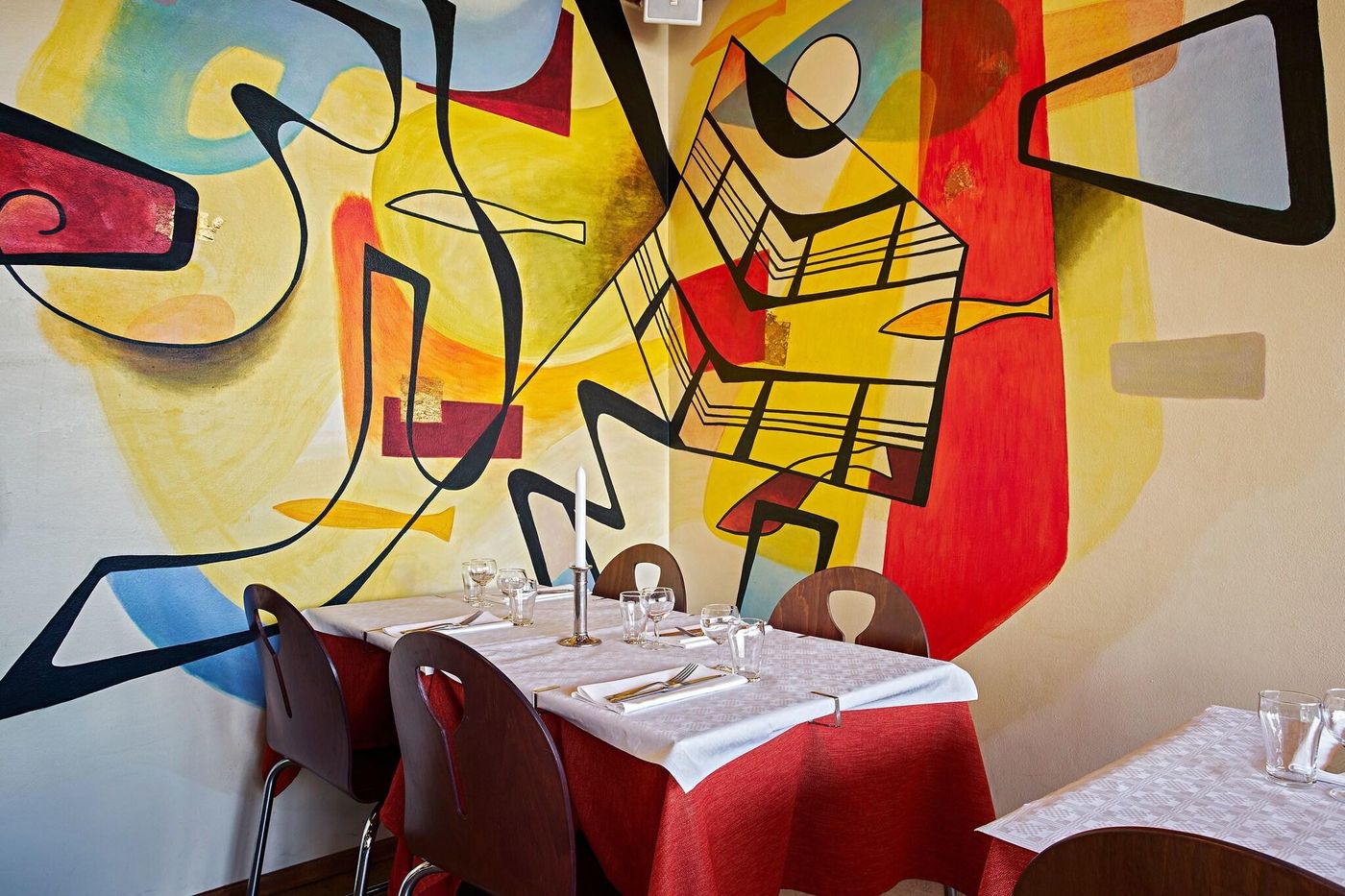 Pension-Homeland-Restaurant-22